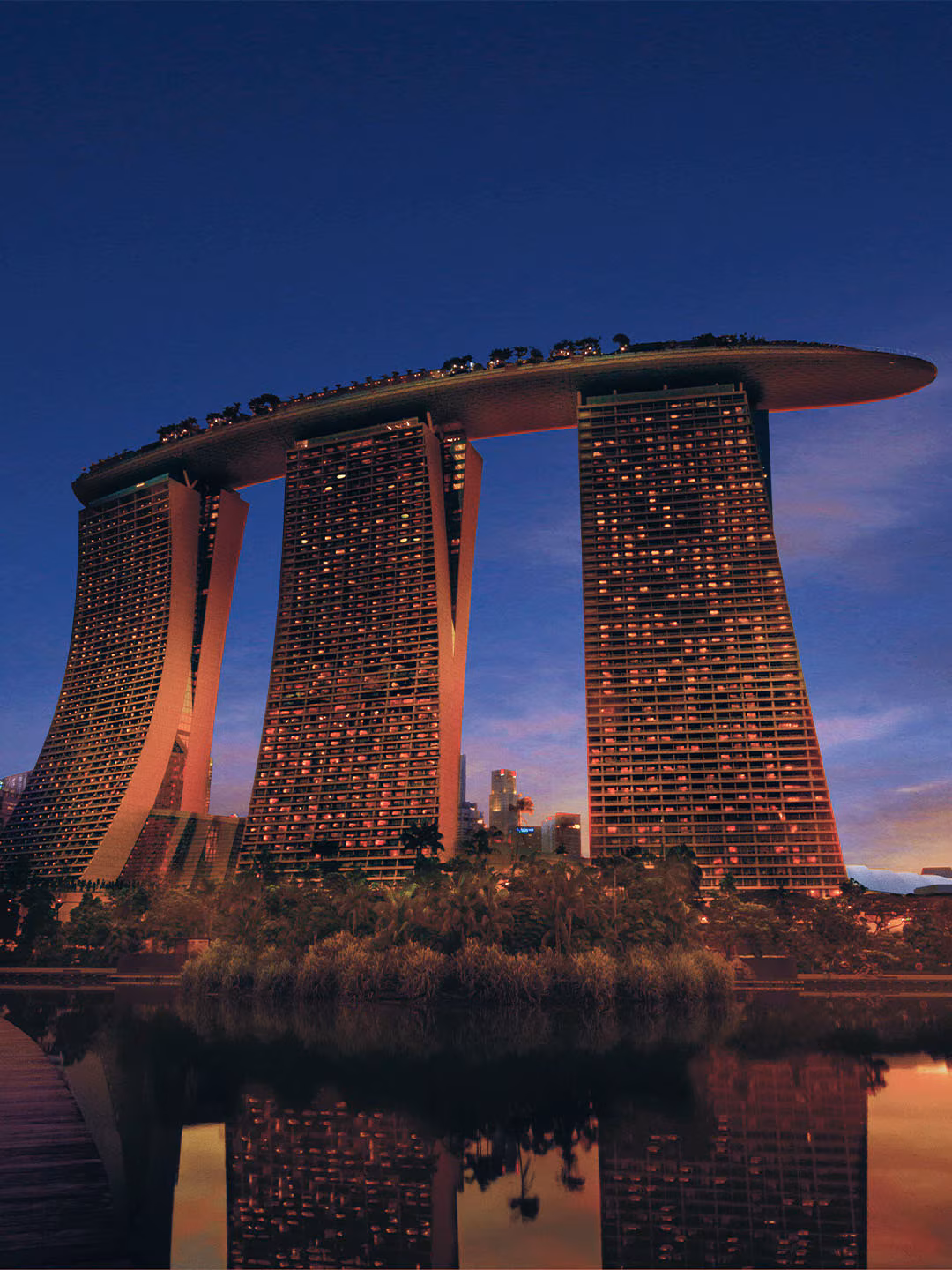 Skyline Marina Bay Sands Singapore di malam hari
